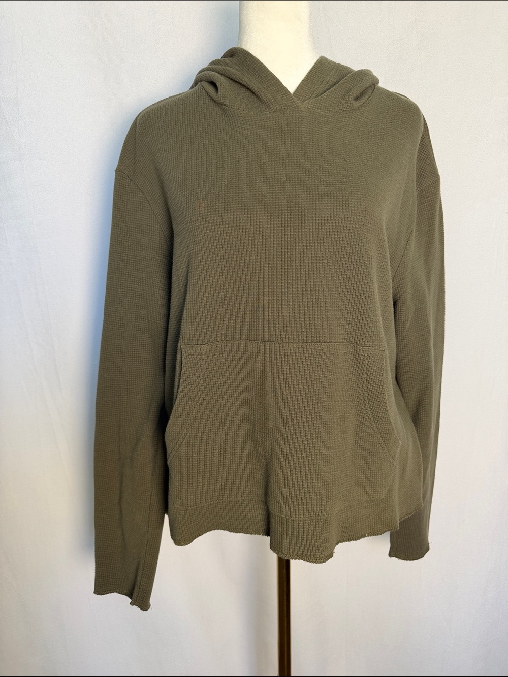 NWT Pact Organic Cotton Waffle Knit Hoodie Sz M Olive Green Relaxed Fit Raw Hems